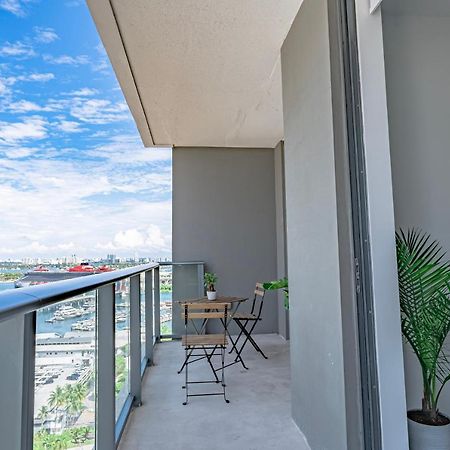 מיאמי Luxurious 2-Bed Apartment With Breathtaking Bay Views!! מראה חיצוני תמונה